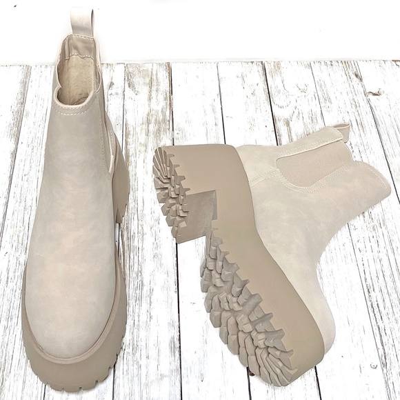 New  Sand Beige Chelsea Lug Platform Ankle Boots Booties - Picture 5 of 5